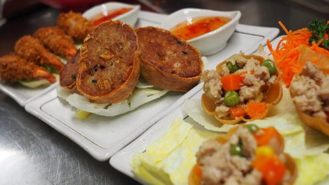 Welcome Thai - Book Restaurant 0