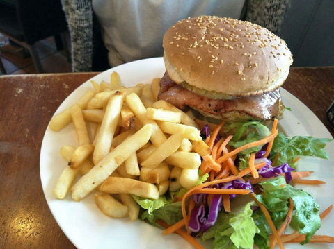 Buck's Diner - Book Restaurant 0