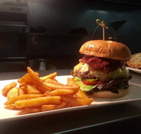 CoComo's - Book Restaurant