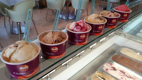 Giotto Gelato - Smithfield - Book Restaurant 0