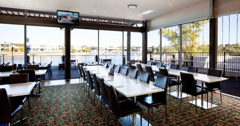 Pelican Waters Tavern - Caloundra - Book Restaurant 0