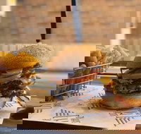 Slide N Shake - Neutral Bay - Book Restaurant