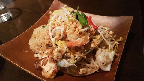 Suwan Thai - Book Restaurant 0