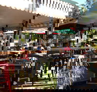 Cafe Clunes - Book Restaurant