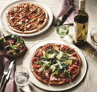 Crust - Taringa - Book Restaurant