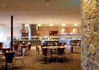 Sanctuary Lakes Hotel