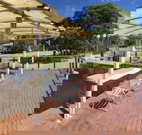 The Country Club - Vincentia - Book Restaurant