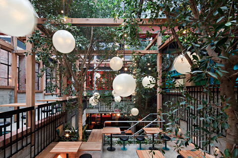 Garden State Hotel - Book Restaurant 2