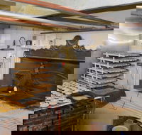 Holbrook Bakery - Book Restaurant