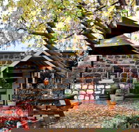 Angullong Cellar Door - Book Restaurant