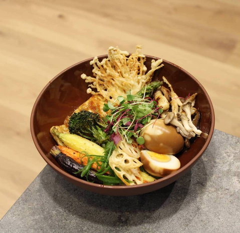 Star Turn - Book Restaurant 0
