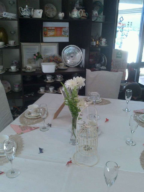 Summerland House Farm- House With No Steps - Book Restaurant 0