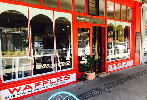 Wafflin On Cafe - Book Restaurant 2