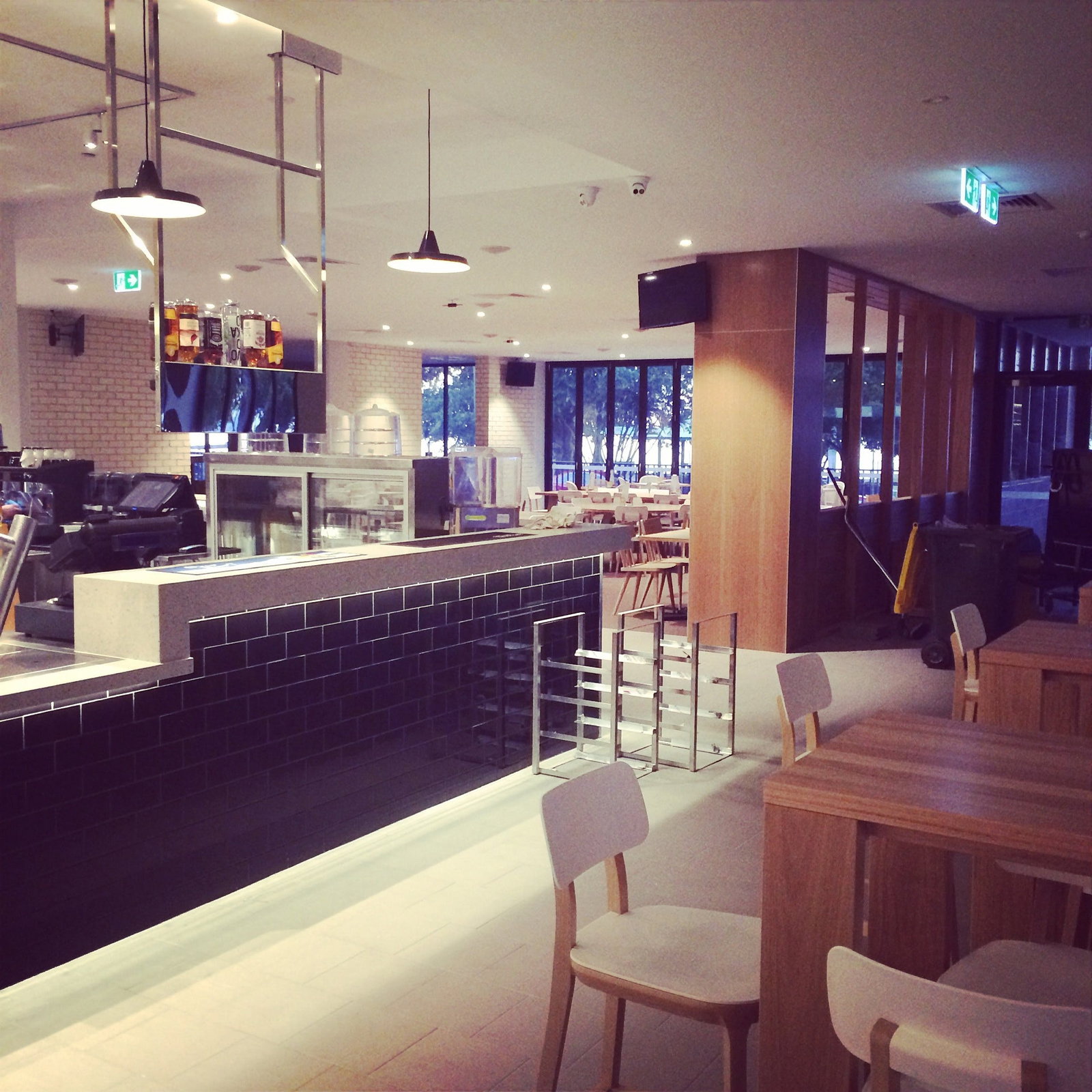 Beach House Hotel Hervey Bay