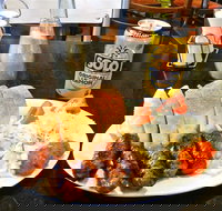 Ditzy Dani's Cafe - Book Restaurant