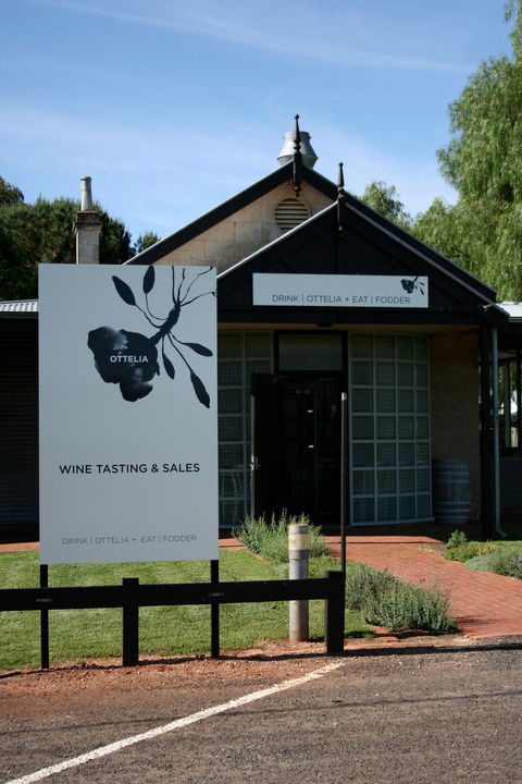 Drink Ottelia + Eat Fodder - Book Restaurant 0