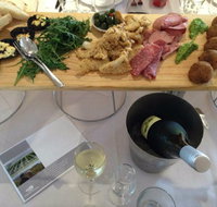 Hunter Valley Cooking School at Hunter Valley Resort - Book Restaurant