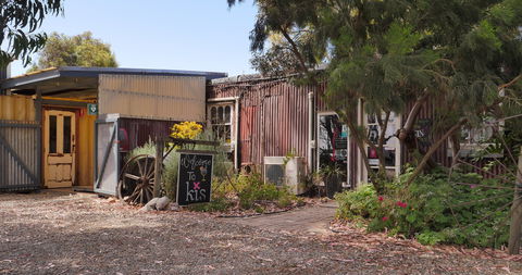 Kangaroo Island Spirits - Book Restaurant 2