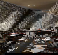 Mansfield Park Hotel - Book Restaurant