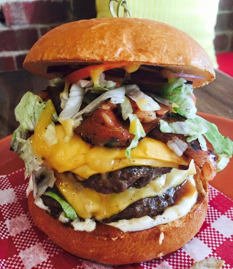 Mum's Burger Kitchen - Book Restaurant 0