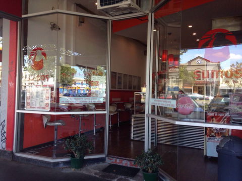 Sumos Noodle & Sushi Bar - Book Restaurant 0