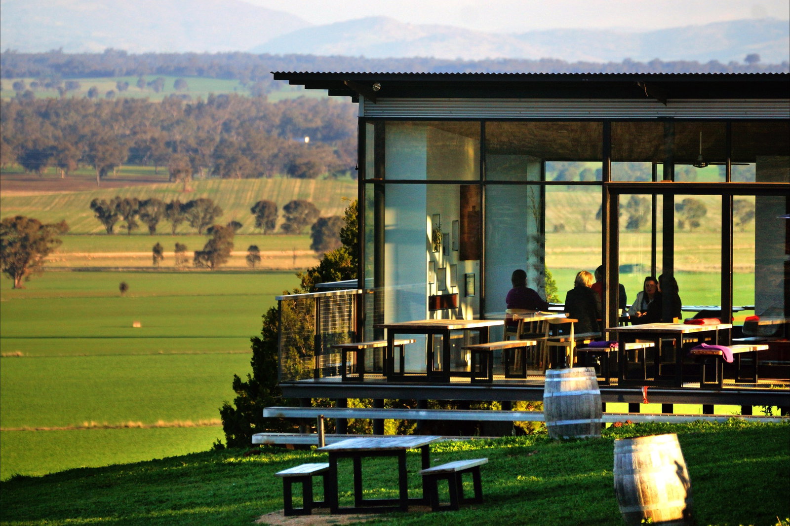 Mildura And Murray Outback VIC Book Restaurant