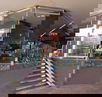 The Lounge - Neutral Bay - Book Restaurant