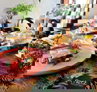 The Metz - Book Restaurant