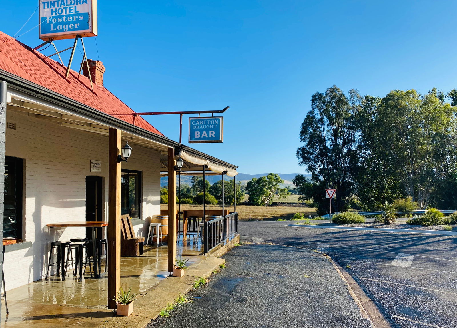 Tintaldra VIC Book Restaurant