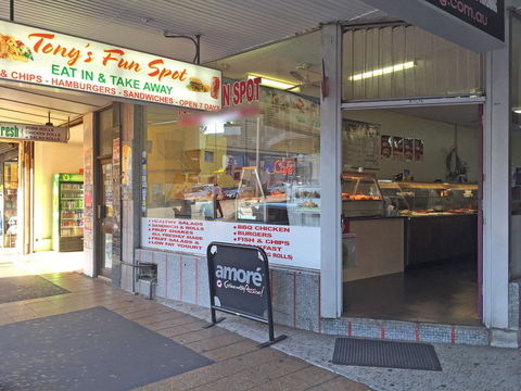 Tony's Fun Spot - Book Restaurant 0
