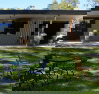 Barham Vines - Book Restaurant