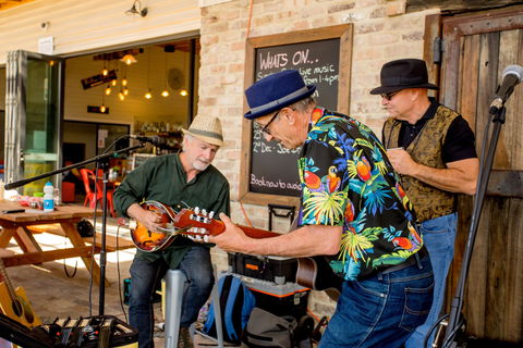Camel Rock Brewery Bar And Grill - Book Restaurant 1