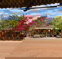 Daly Waters Historic Pub - Book Restaurant