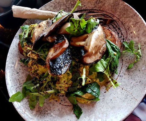 Lot Six Zero - Book Restaurant 0