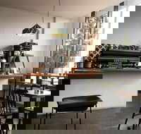 Rainbow Gallery  Cafe/Bar - Book Restaurant