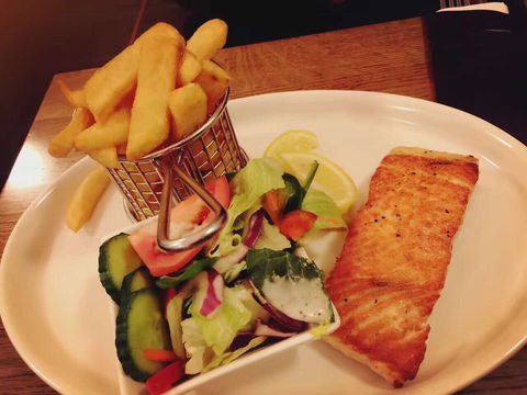 Bankstown Sports Bowls - Book Restaurant 0