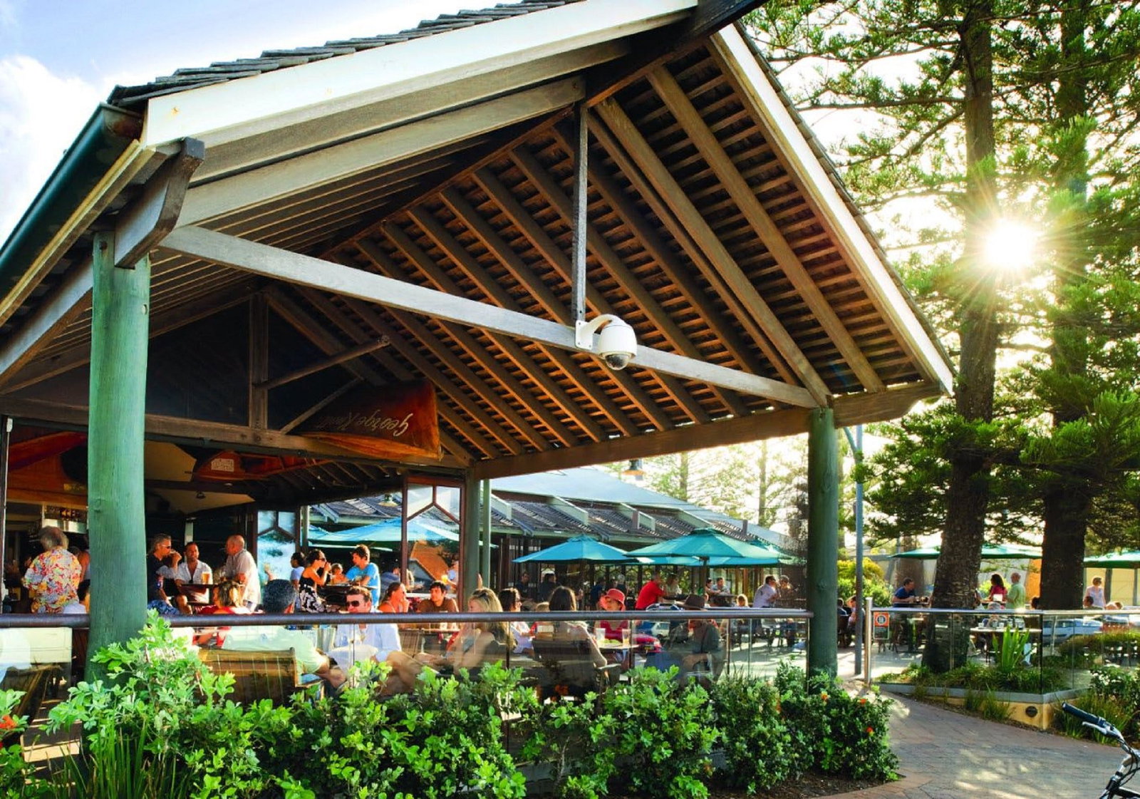 Beach Hotel Byron Bay