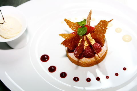 Bistro Du Monde - Book Restaurant 2
