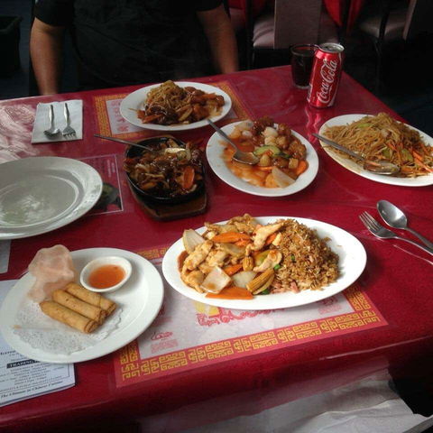 Merredin Palace Restaurant - Book Restaurant 0