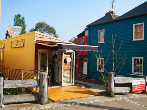 Via Luna - Book Restaurant 0