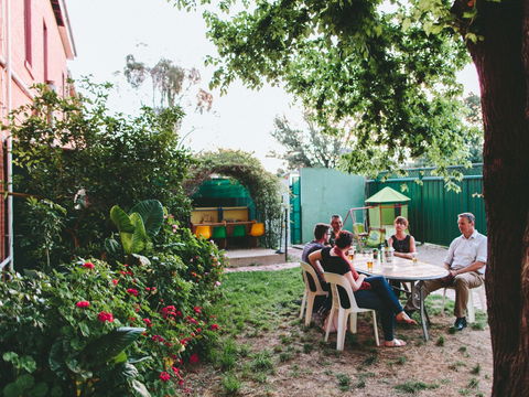 Victoria Hotel Bistro - Book Restaurant 2