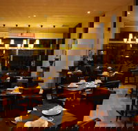 Aroi Thai Restaurant - Book Restaurant