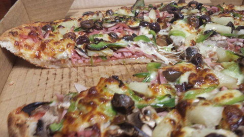 Papa's Pizza & Pasta - Book Restaurant 0