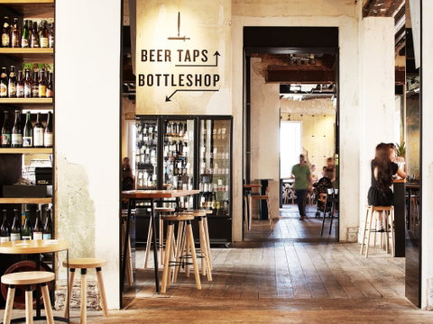 Petition Beer Corner - Book Restaurant 0