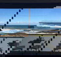 Bulli Beach Cafe - Book Restaurant