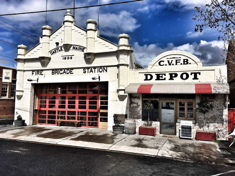 Cafe Republic & Eating Depot - Book Restaurant 0