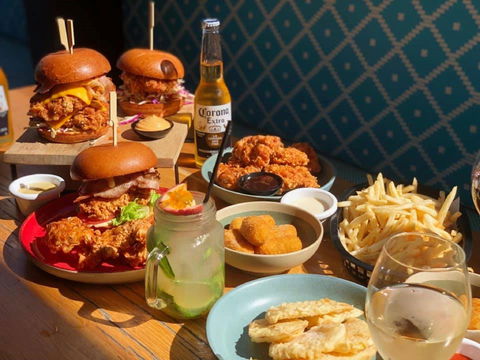 Dirty Bird Camden - Book Restaurant 1