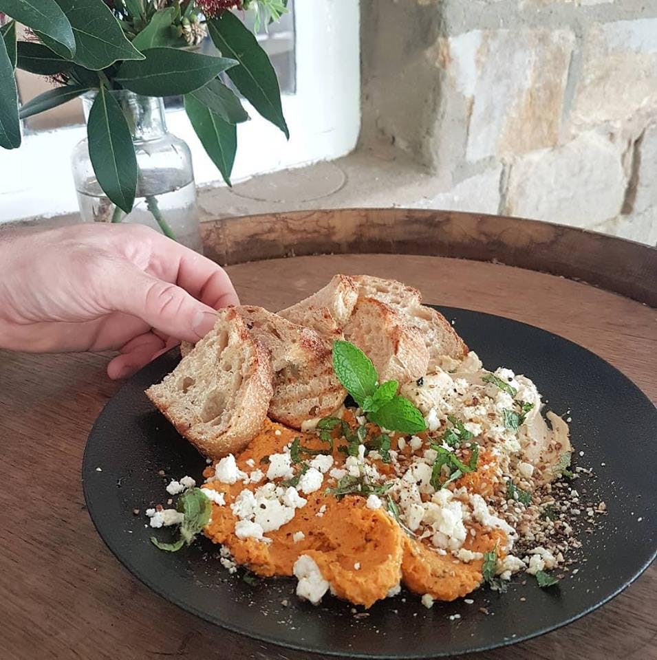 Adelaide Hills SA Book Restaurant