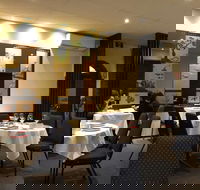 Red Panda - Book Restaurant