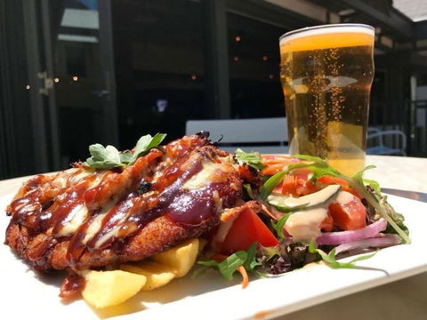 The Dale Bar & Bistro - Book Restaurant 0